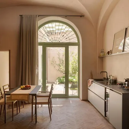 Serra Novecento Garden &