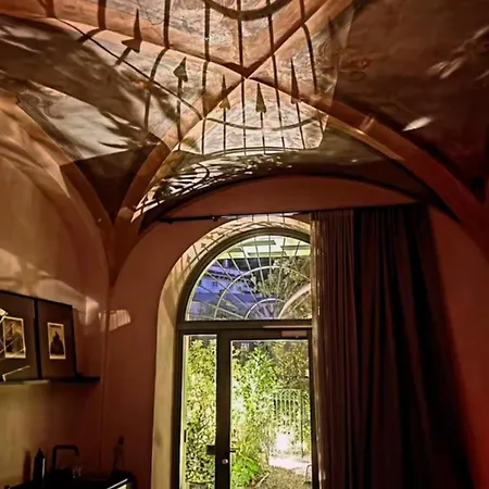Serra Novecento Garden & Lägenhet